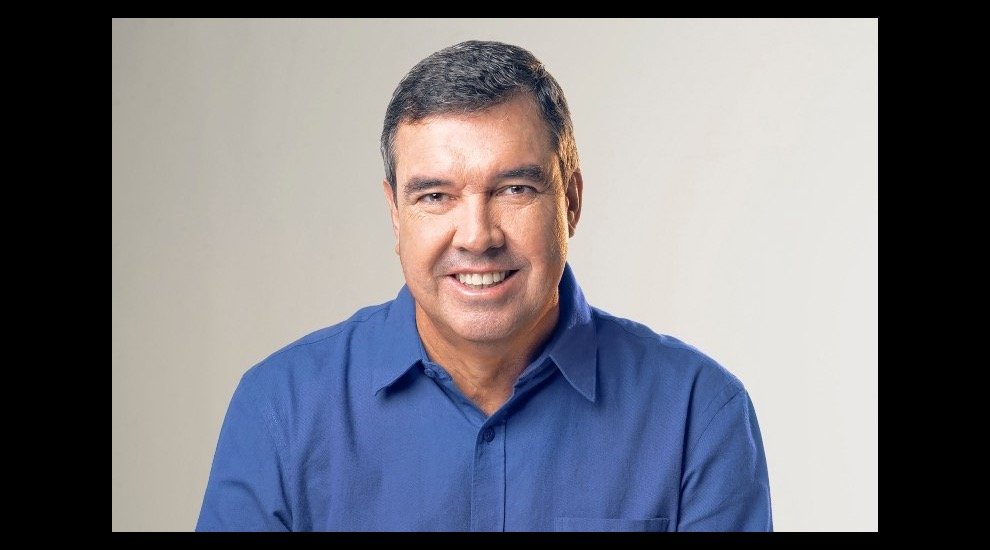 Eduardo Riedel é reeleito governador de Mato Grosso do Sul no primeiro turno, projeta Datafolha